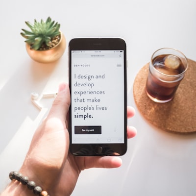 A five-minute guide to forwarding your booking confirmation